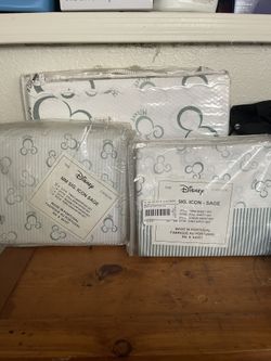 Disney Unisex Twin Sized Sheet Set