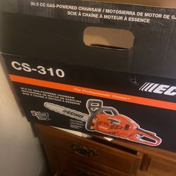I have various power tools echo chainsaw Arabi blower battery powered echo blower vacuum cleaner Robbie a vacuum cleaner for the yard I got a key make
