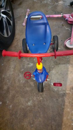 GARAGE SALE read Description 