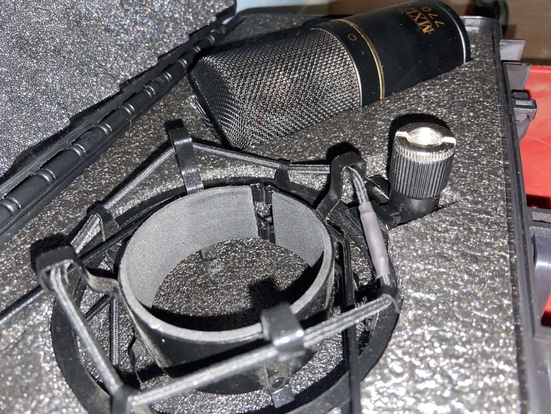 mxl 770 cardioid condenser microphone