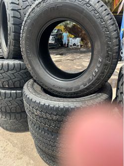 275 70 18 Bridgestone tires
