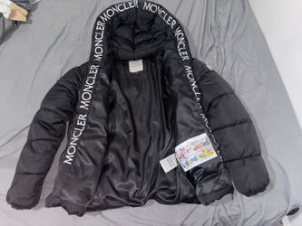 Men’s Moncler jacket Size L