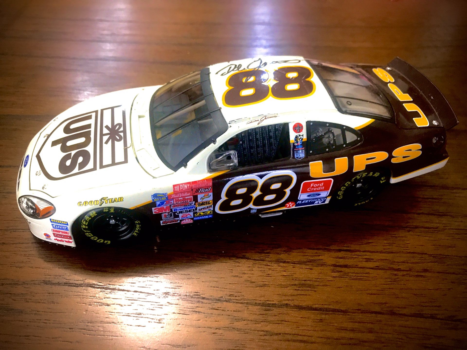 Dale Jarrett signed scale nascar UPS 88 car