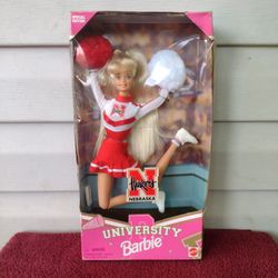 University BARBIE Nebraska Barbie -cheerleader