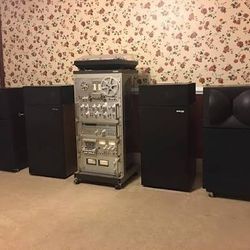 Pioneer Spec Rack  And Jbl 4430