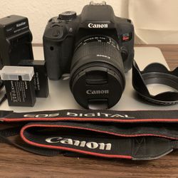 Camera CANON T6i W/ Lens, 2 Batteries & Accessories 