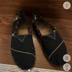 Women- 6.5 - BOBS