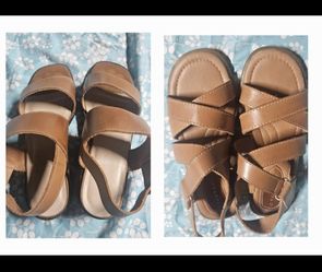 Partners Tan Leather Strappy Sandals set of 2 *Size 7 womens*