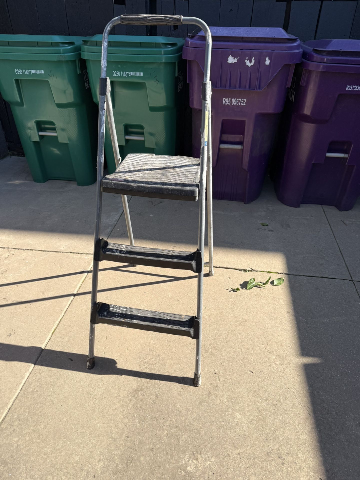 Deal on Ladder & Garden Tools!