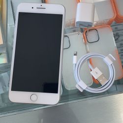 iPhone 7 Plus 128 GB FACTORY UNLOCKED 