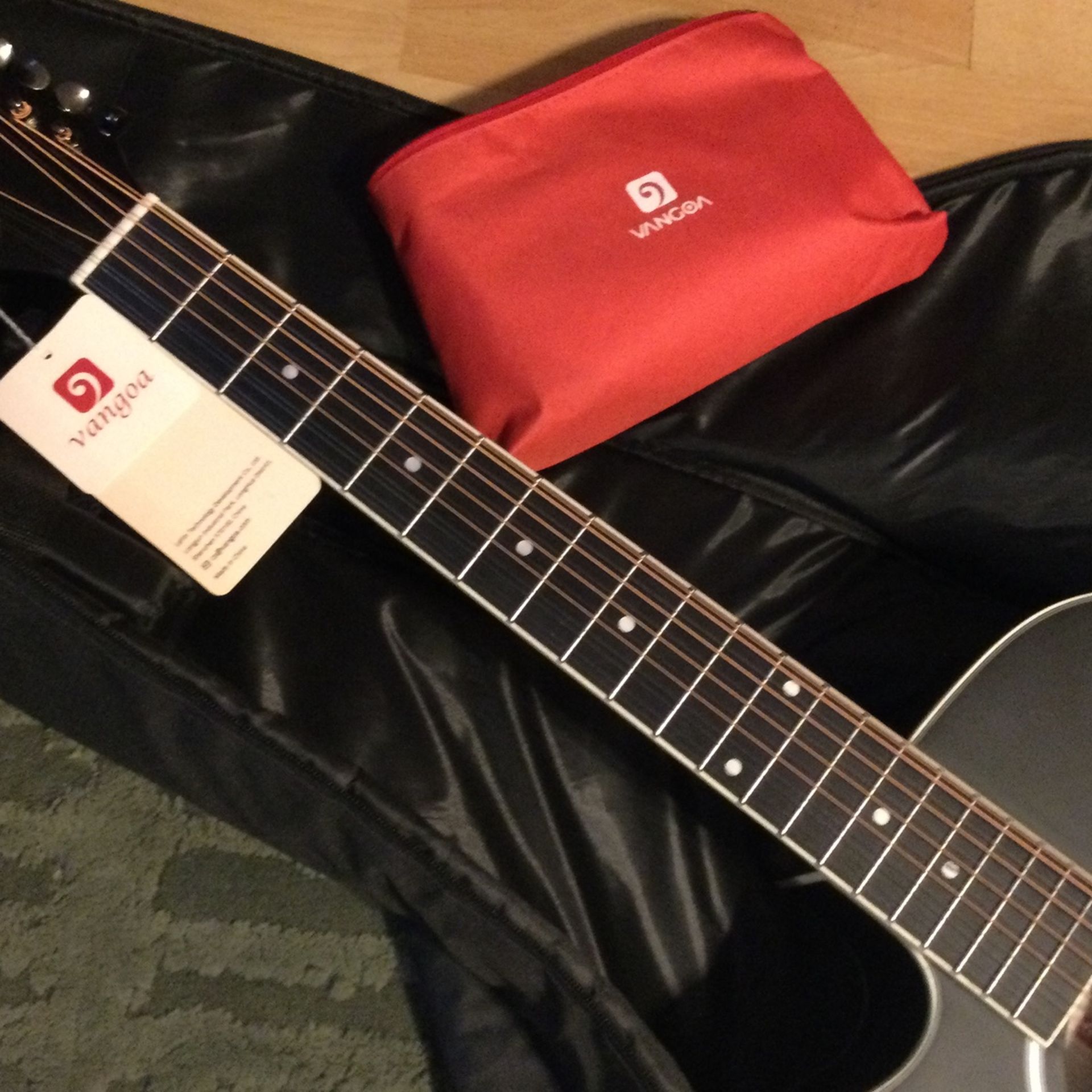 Vangoa Guitar