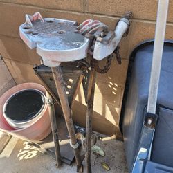 Duly portable chain vise