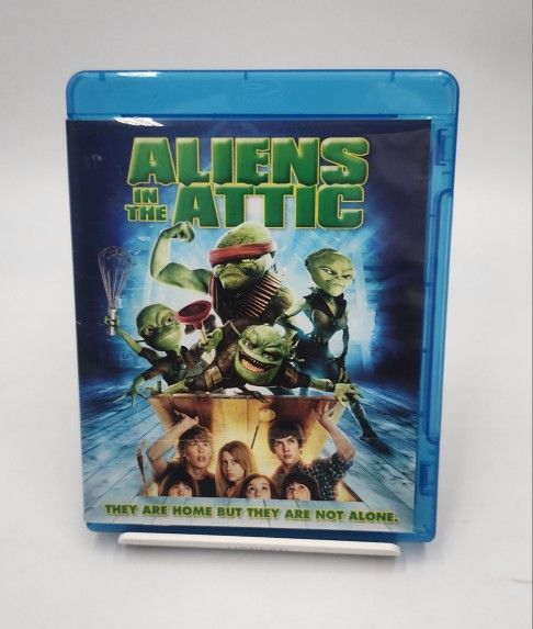 Aliens In The Attic Blu-ray Disc