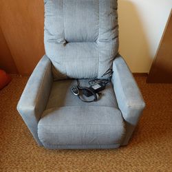 La-Z-Boy Powered Recliner 