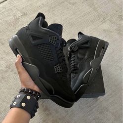 Black Cat 4 Size 8.5 Men 