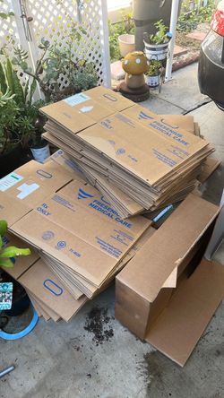 100 small medium boxes