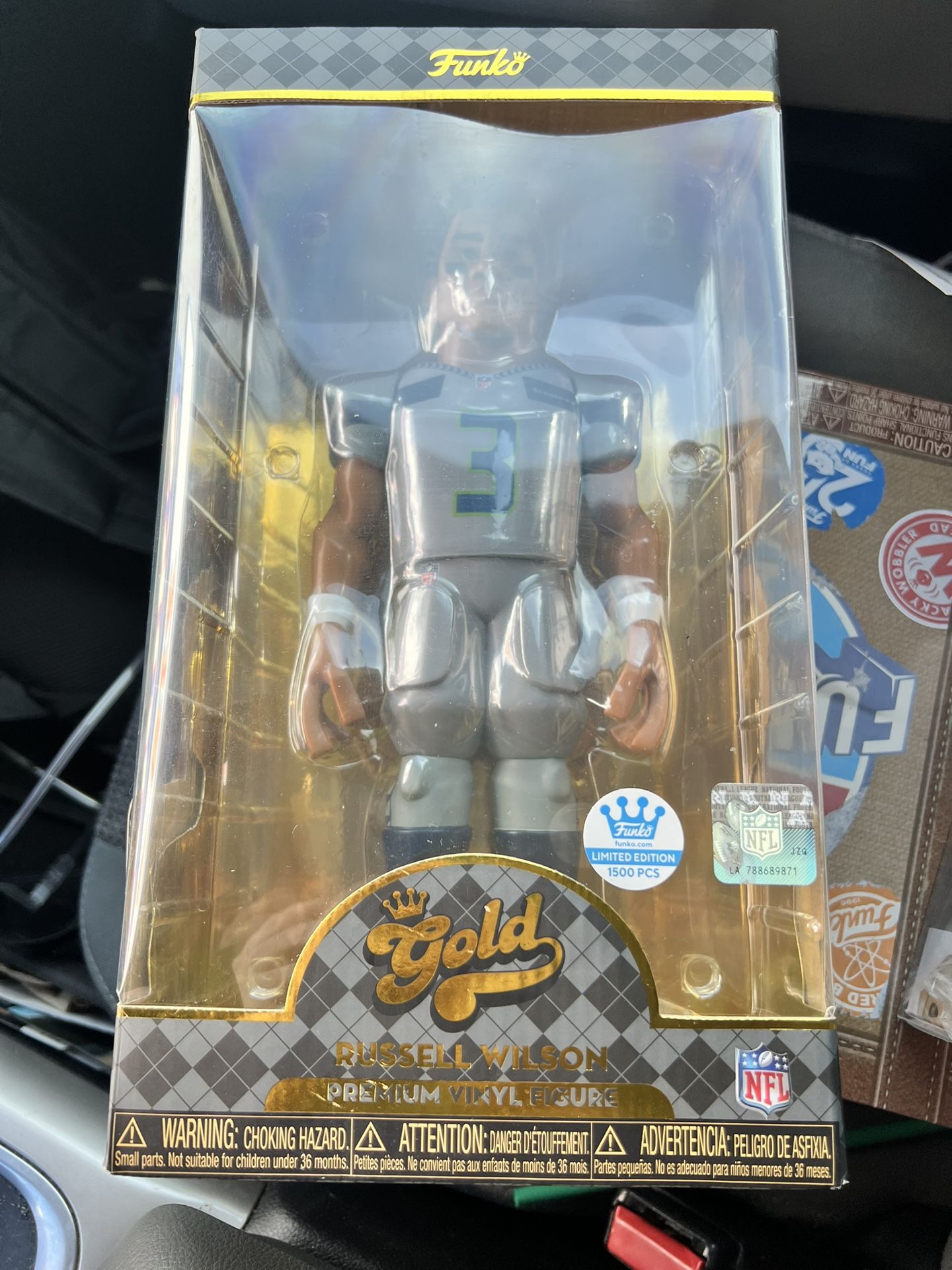 Limited Edition /1500 Russel Wilson Talk Funko Pop “gold” In Grey Jersey