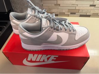 Nike dunks SE