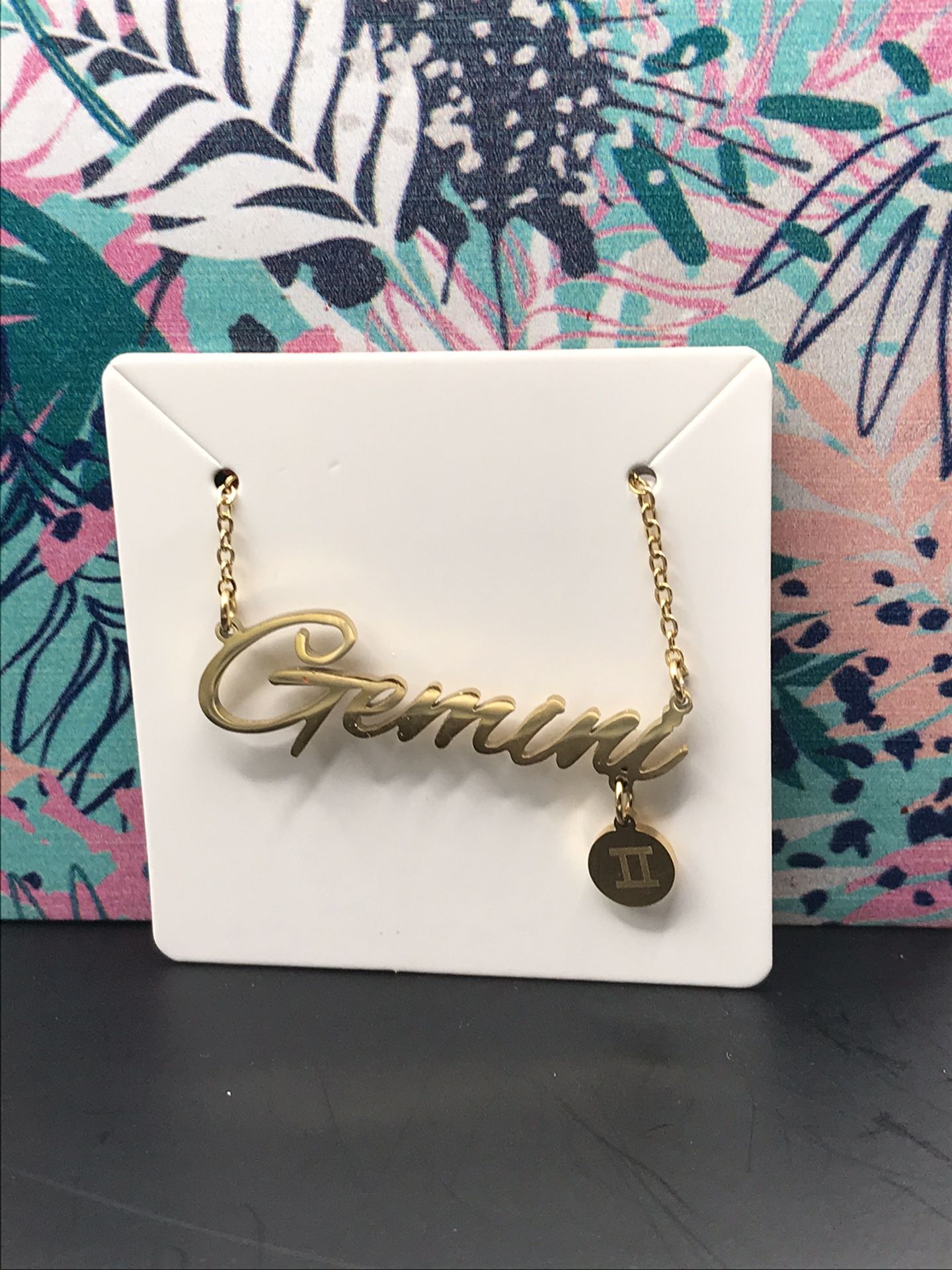 New Zodiac Sign Pendant Necklace With Diamond Pendant