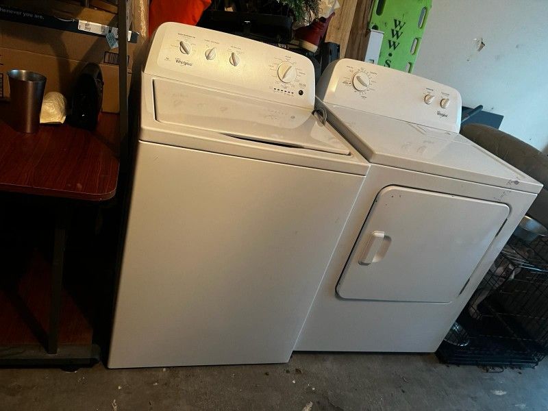 Washer & Dryer Whirlpool