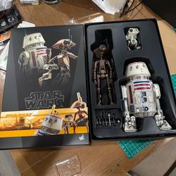 Hot Toys R5-D4, Pit Droid, And BD-72