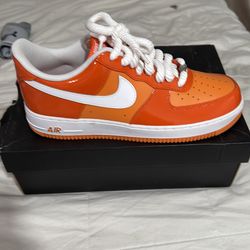 Nike Air Force 1 orange