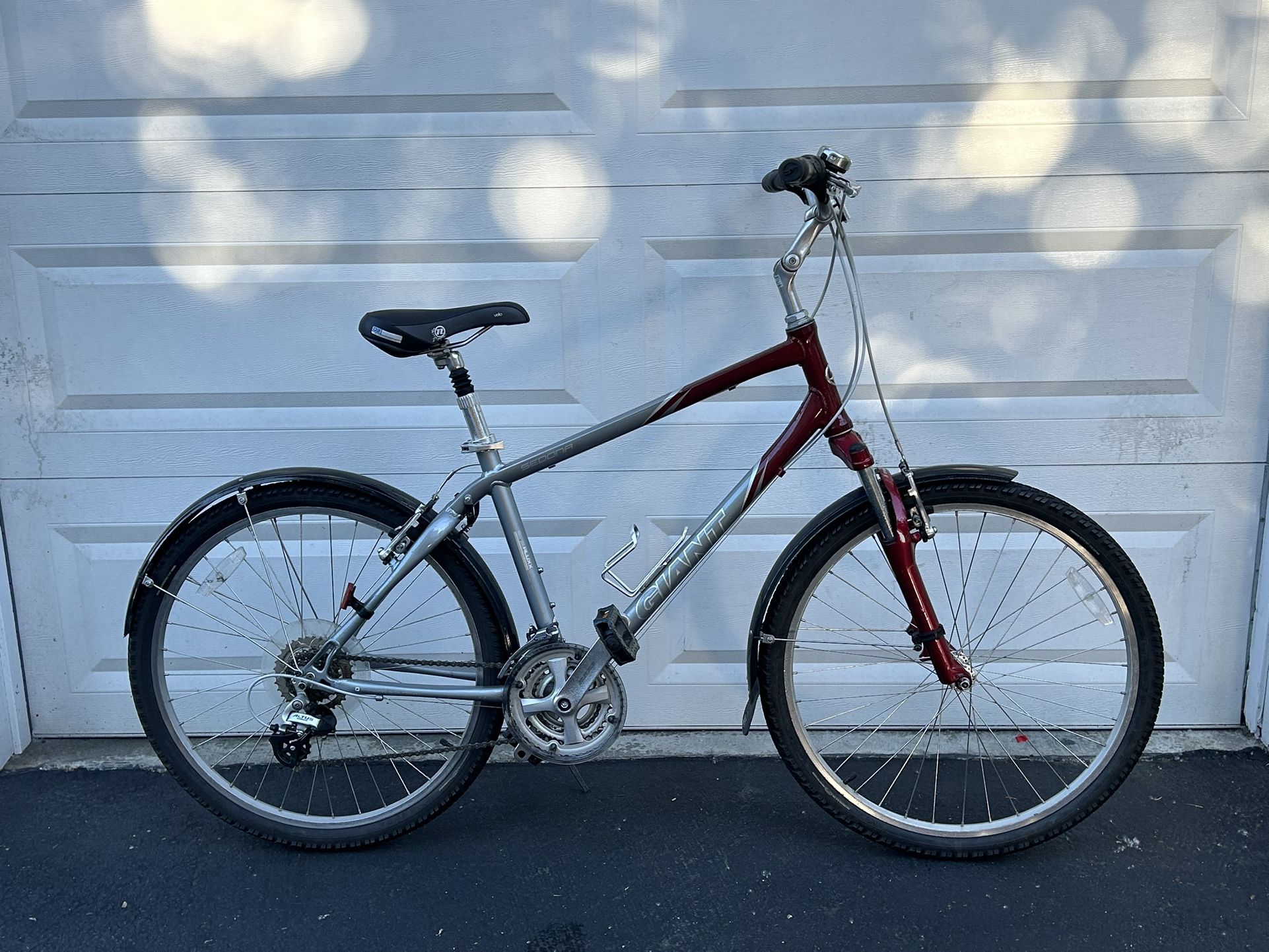 Aluminum Mountain Bike GIANT SEDONA Tires 26 Frame 19”