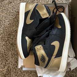 Nike Jordan 1 Black & Gold Size 9 Mens Brand New Never Worn 