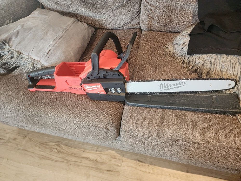 Millwake 16" Blade Fuel New Only Tool $200 In Oxnard Ca 93033