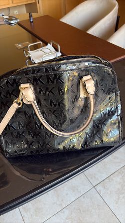 Mk purse
