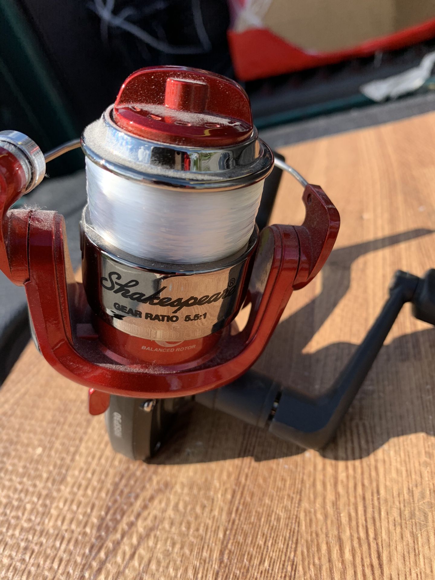 Fishing reel