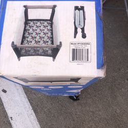 Cosco Funsport Play Yard. 