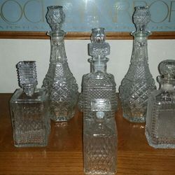 CRYSTAL LIQUOR DECANTERS.