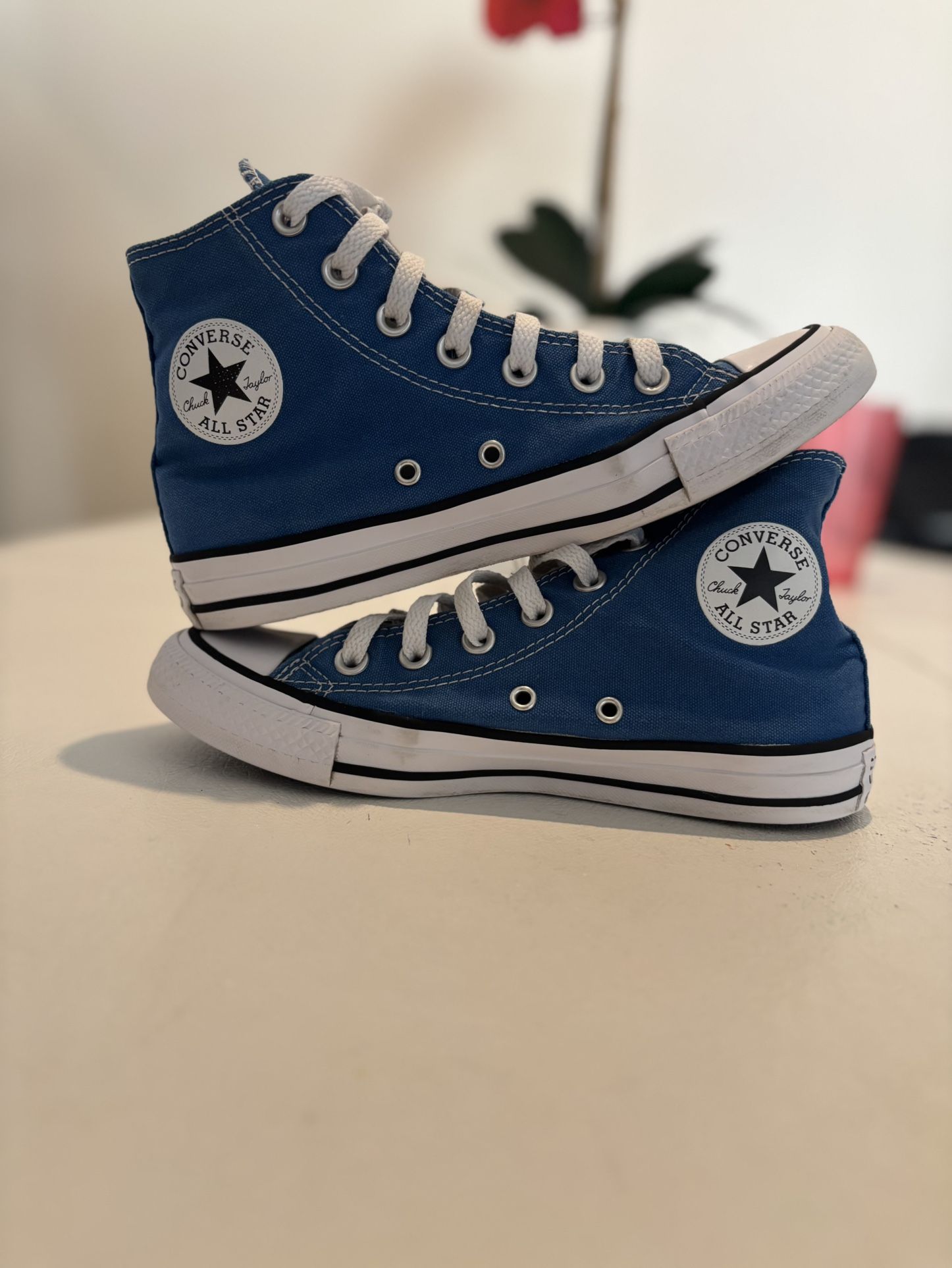 Blue Converse Size 4 In Men’s