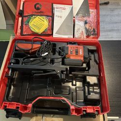 PM 30-MG Multi-Green Line Laser 131 ft. with Magnetic Bracket and Hard Case