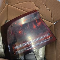 06 Dodge Charger Tail Lights Left And Right