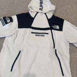White Northface + Supreme Collab Men's SteepTech XL