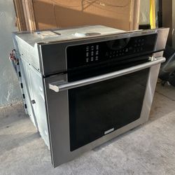 KitchenAid Built-In Single Wall Oven – Stainless Steel