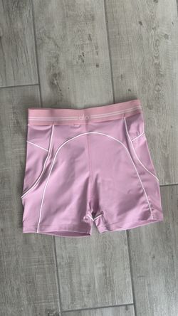 pink alo shorts