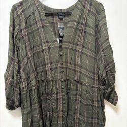 Torrid Top. 2X 18-20