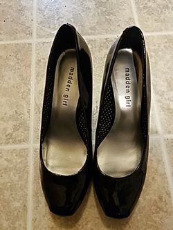 Like new Madden girl black heels shoes