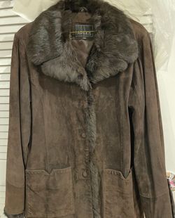Woman’s Suede Jacket Size LG $23