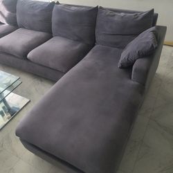 Beautiful Clean No Stains Gray living Room Sofa L Shape Great Condition