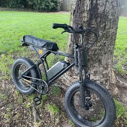 LOOKING FOR 28 in + PEDAL BIKE FOR WHEELIES OR STREET USE