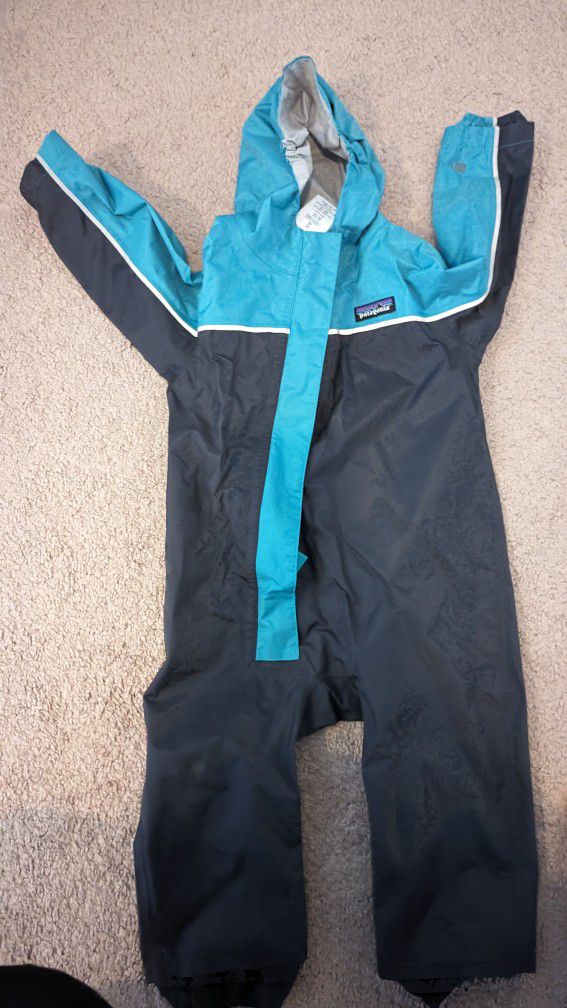 Patagonia Baby 6-12month Waterproof Rain suit.