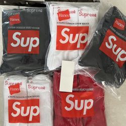 Supreme Socks 