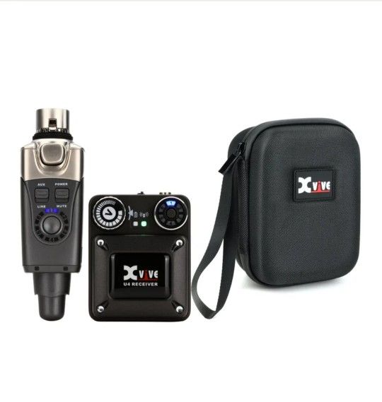 Xvive U4 Wireless In-ear Monitoring System and Case Bundle..
