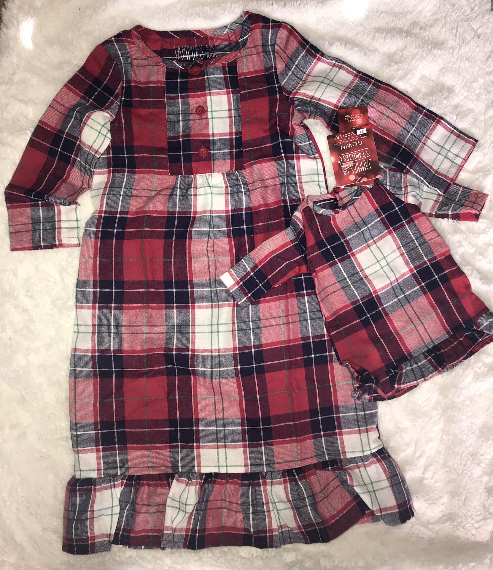 Toddler nightgowns with matching one for doll