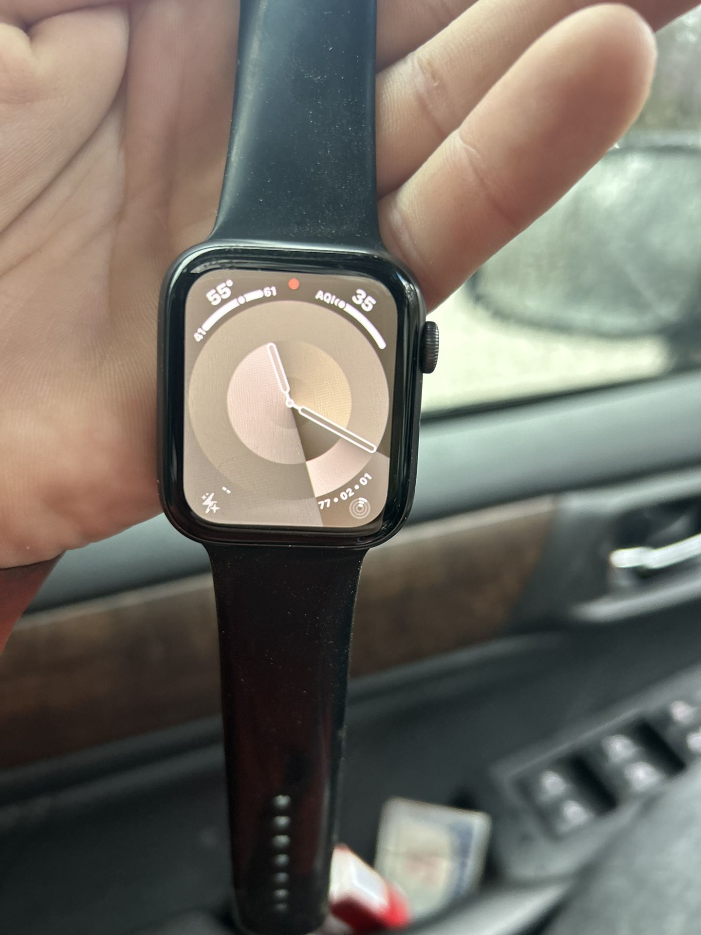 Series 6 44mm Unlocked Apple Watch - With Mag Charge Stand