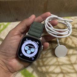 Apple Watch Ultra 2 49MM Titanium Cellular + GPS 